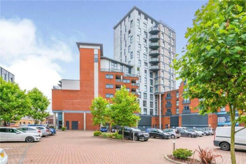 Luxury 1 Bed Ipswich Marina Apartment Free Parking エクステリア 写真